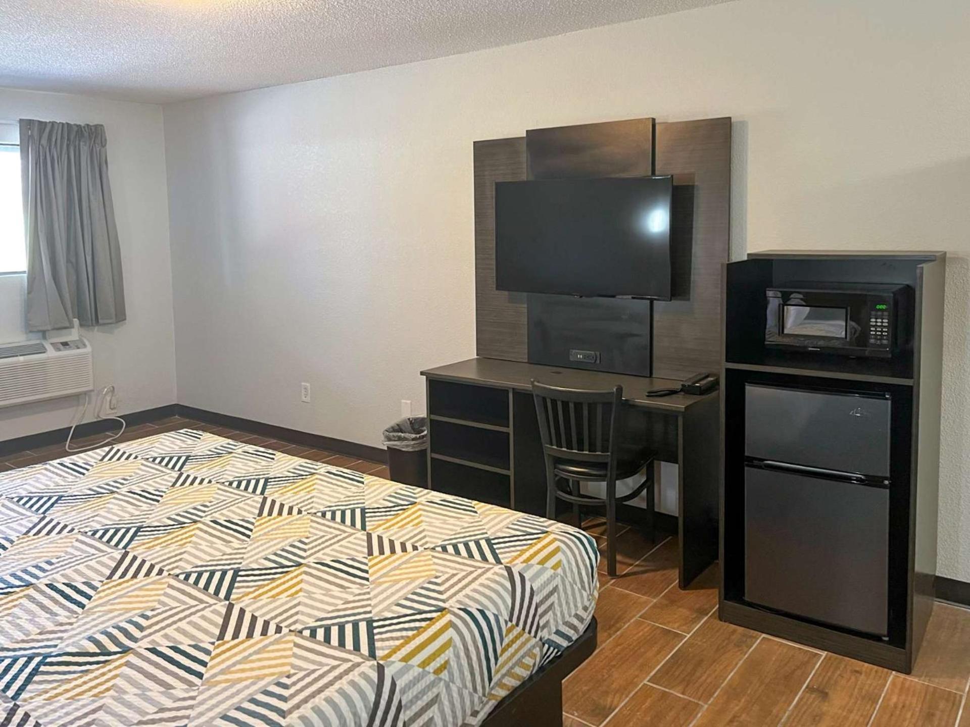 Studio 6 Suites Hurricane, Wv Kültér fotó